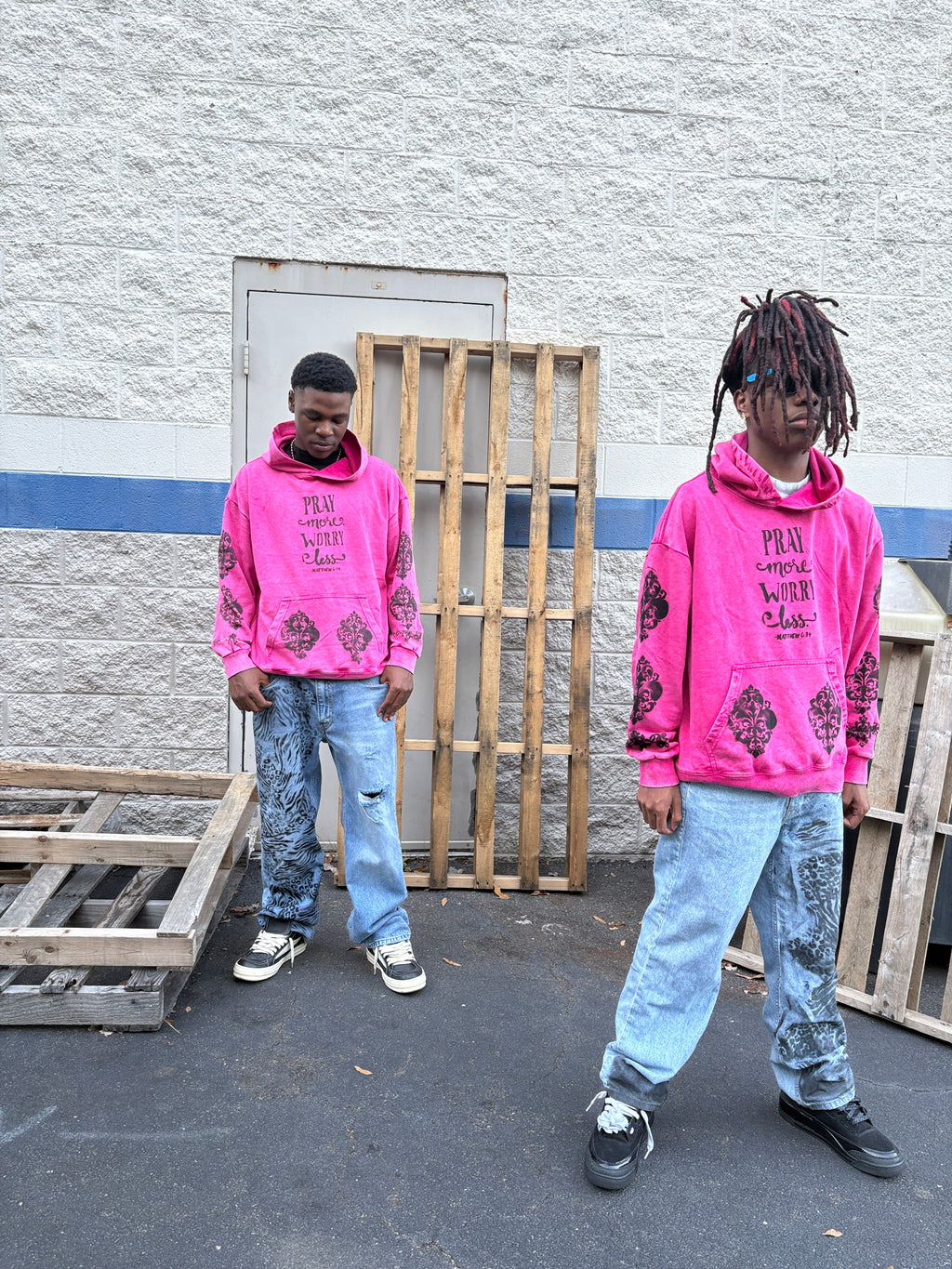 Pray more worry less pink